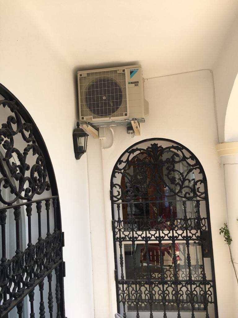 Air conditioning installation Benajarafe