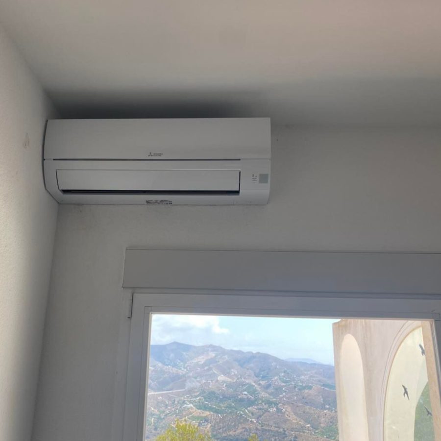 Air conditioning installation La Herradura, Granada province